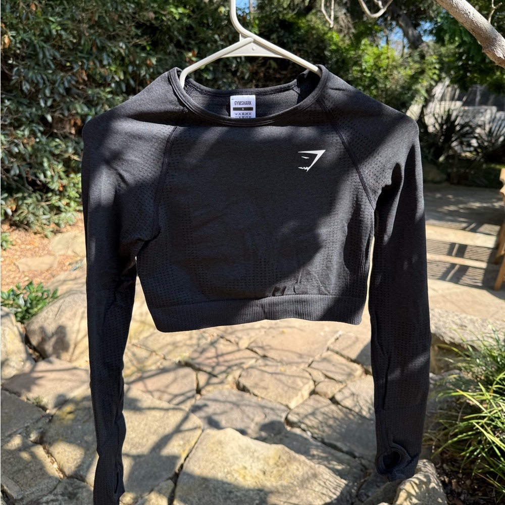 Gymshark Heathered Black Fitted Cropped Long Sleeve